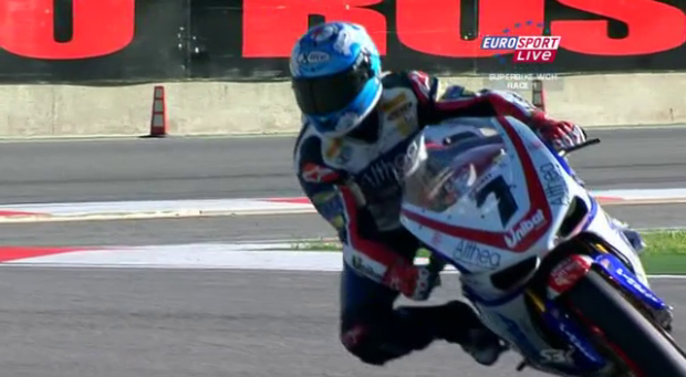 Carlos Checa doblete de lujo en la fiesta de Max Biaggi SBK Imola Carrera 1