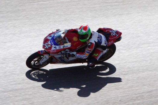 SBK 2011 Motorland Aragón: Giugliano aguanta el tipo y vence en Superstock 1000