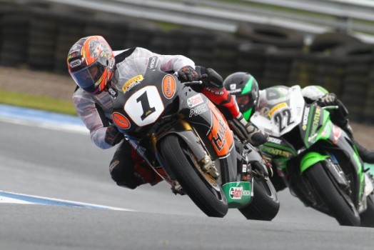 BSB 2011 Knockhill: Doblete de Tommy Hill que vuelve a la pelea por el título