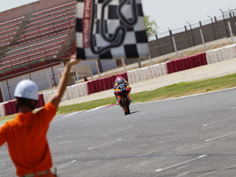 CEV 2011 Albacete: Alex Márquez vence una carrera dominada por su equipo