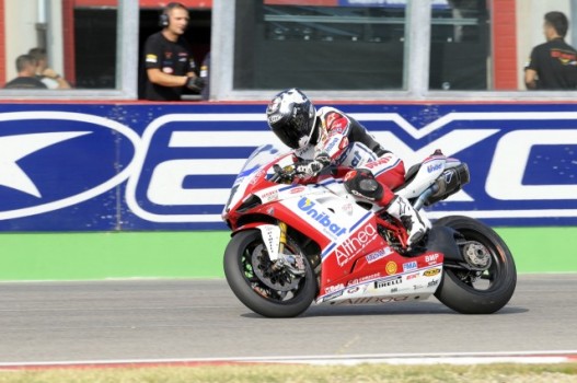 SBK 2011 Imola: Checa, extraordinario en la Superpole