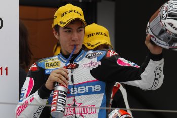 Maverick Viñales renueva con el Team BQR para disputar el Campeonato del Mundo de Moto3