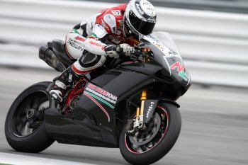 El equipo Ducati Roma comienza su preparación para el Mundial de Superbikes 2012