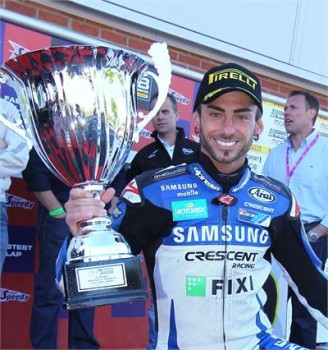 SBK 2012: John Hopkins vuelve al Campeonato del Mundo con Crescent Suzuki