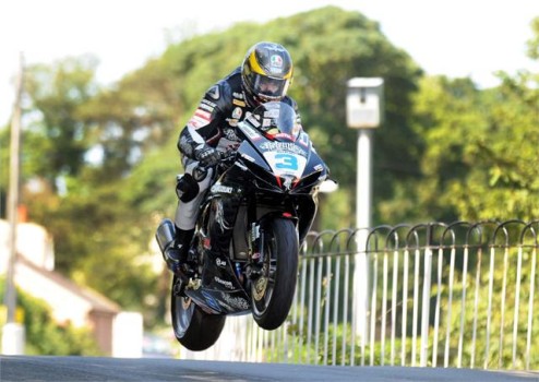 Guy Martin renueva con TAS Suzuki