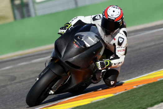 Luis Salom y Randy de Puniet, los más rápidos en el primer día de test en Cheste