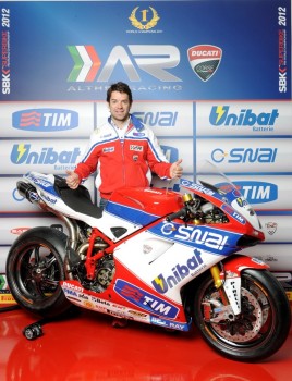 SBK 2012: Carlos Checa, preparado para defender su título