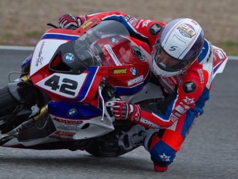 Berto López prepara en el Circuito de Los Arcos la segunda prueba del CEV