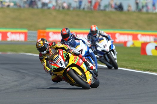 BSB 2012 Snetterton: Victoria para Tommy Hill en la primera carrera