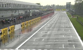 Superstock 600 Monza: Aplazada la carrera al domingo por la tarde