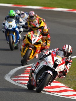 BSB 2012 Knockhill: Pole para Tommy Hill