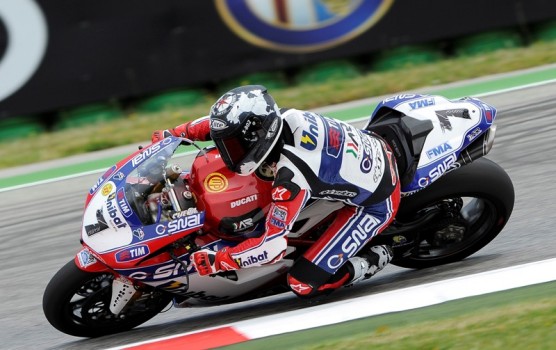 Carlos Checa, confiado tras la primera jornada de entrenamientos en Misano