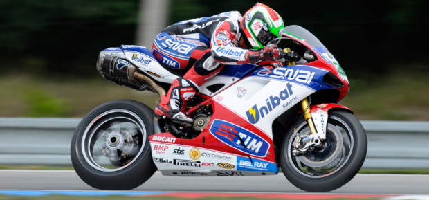 SBK 2012 Brno: Davide Giugliano, el más rápido del primer día