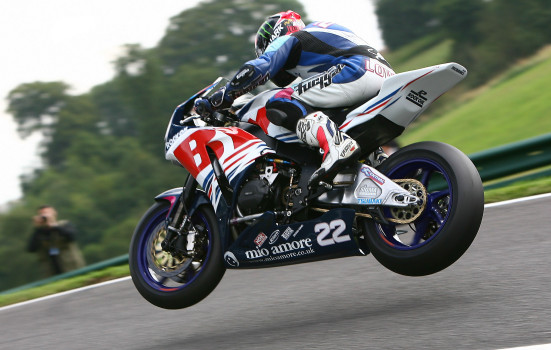 BSB 2012 Cadwell Park: Pole para Alex Lowes