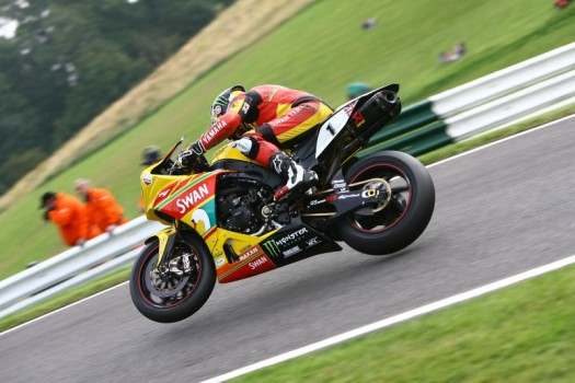 BSB 2012 Cadwell Park: Tommy Hill manda en los libres