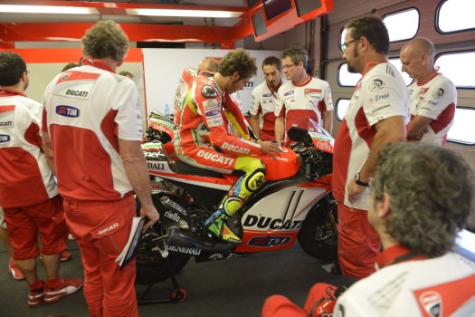 Valentino Rossi finaliza los test en Misano