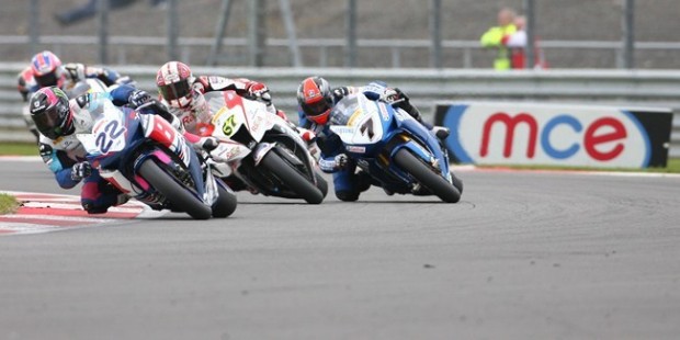 BSB 2012 Silverstone: Alex Lowes, imparable, consigue un doblete antológico