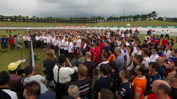 Homenaje a Marco Simoncelli en Sepang