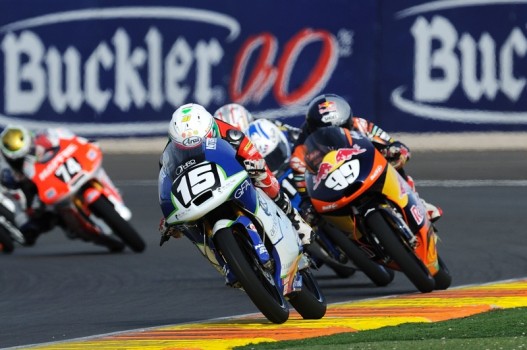 CEV 2012 Cheste: El mundialista Brad Binder vence en Moto3