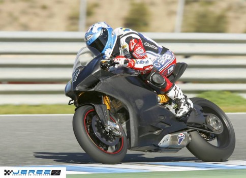 Hayden y Melandri, los más rápidos en la cuarta jornada de test en Jerez