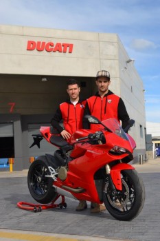 Xavi Forés y Ferrán Casas, pilotos Ducati en el CEV 2013