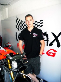 Dan Linfoot ficha por GB Moto Honda para el BSB 2013