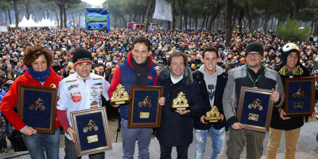 Antonio Maeso recibe el Pingüino de Honor