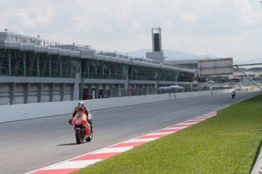 Dani Pedrosa cierra los Test de MotoGp en Sepang en primera posición