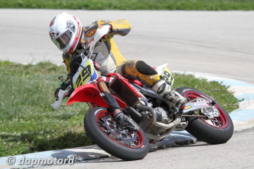 SUPERMOTARD0142