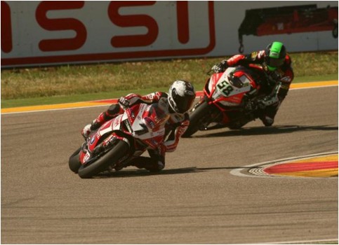 WSBK 2013 Motorland: Primeros puntos para Carlos Checa