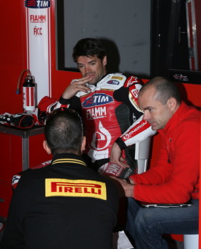 WSBK-2013-Motorland-Dia1-006