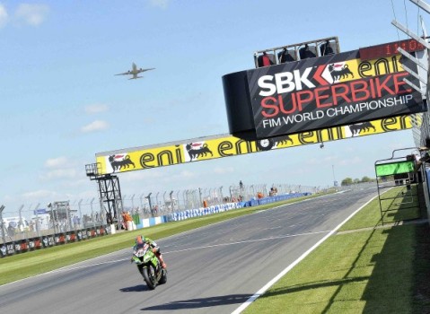 WSBK 2013 Donington: Tom Sykes se lleva el doblete en casa