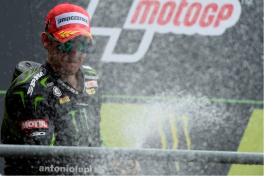 Cal Crutchlow:»Si hay un contrato con Yamaha, creo que lo merezco»