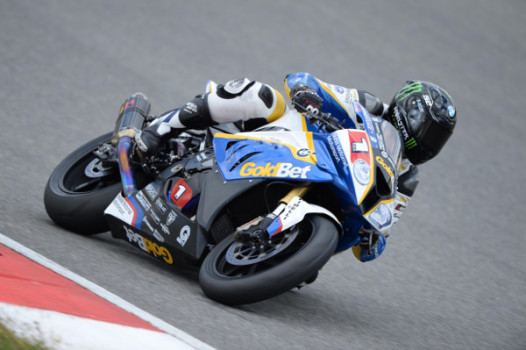 Sylvain Barrier gana la carrera de Superstock 1000 en Portimao