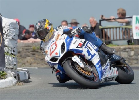 Guy Martin vence en la Southern 100
