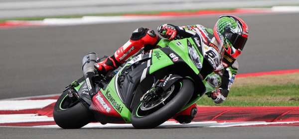 WSBK 2013 Silverstone: Sykes y Sofuoglu lideran la primera jornada