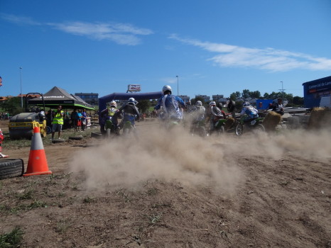 Gran jornada de motos en el I Curso de Dirt Track organizado por el Team López Racing y la escuela Noyes Camp