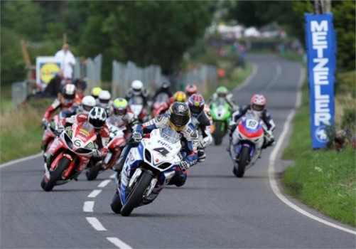 Guy Martin consigue tres victorias en el Ulster Gp 2013