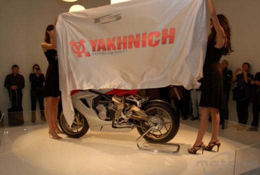 MV Agusta, al Mundial de Superbikes de la mano de Yakhnich Motorsport