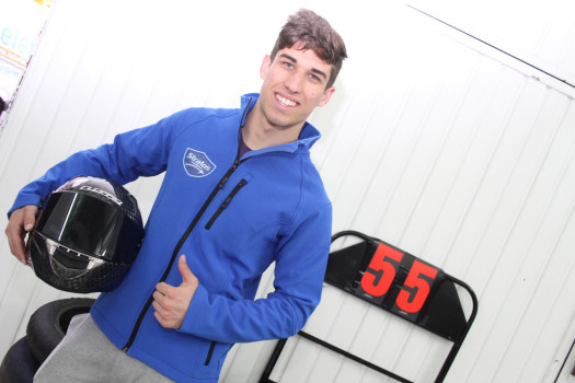 Alejandro Medina se fractura la clavícula y será baja en la primera cita del FIM CEV Repsol