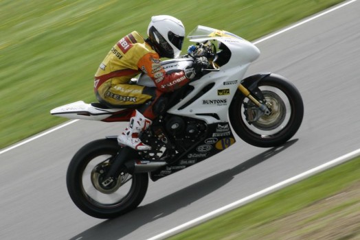 Aleix Aulestia, quinto en el primer test de la temporada en Snetterton