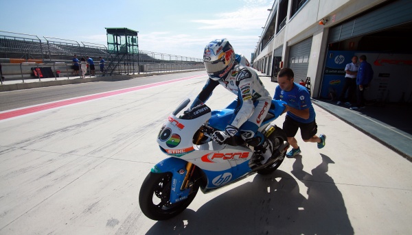 Varios equipos entrenan en Motorland, Valencia y Almería