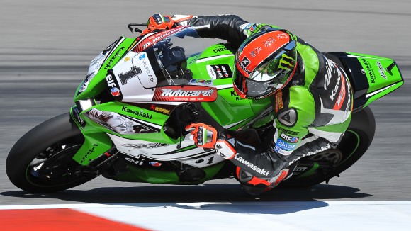 Tom Sykes cierra los test de Portimao como el más rápido