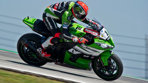 Tom Sykes, el más rápido en la primera jornada de test en Portimao