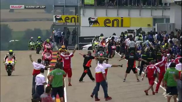 Vídeo: Salida del Gran Premio de Alemania de MotoGp