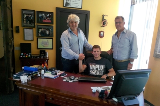 Stefan Bradl firma por NGM Forward Racing para la temporada 2015