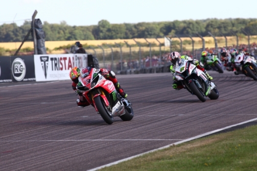 BSB Thruxton: Brillante doblete de Brookes. Aulestia, 10º en Superstock 600