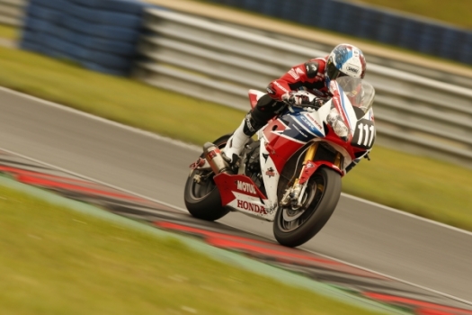 Honda Racing vence las 8 horas de Oschersleben