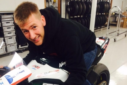 Ian Hutchinson ficha por Paul Bird Motorsport