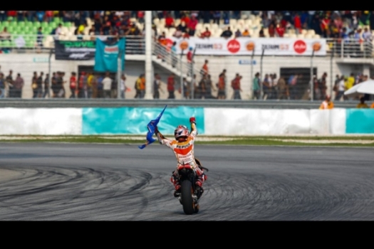 Marc Márquez arrasa en Sepang e iguala el record de Mick Doohan